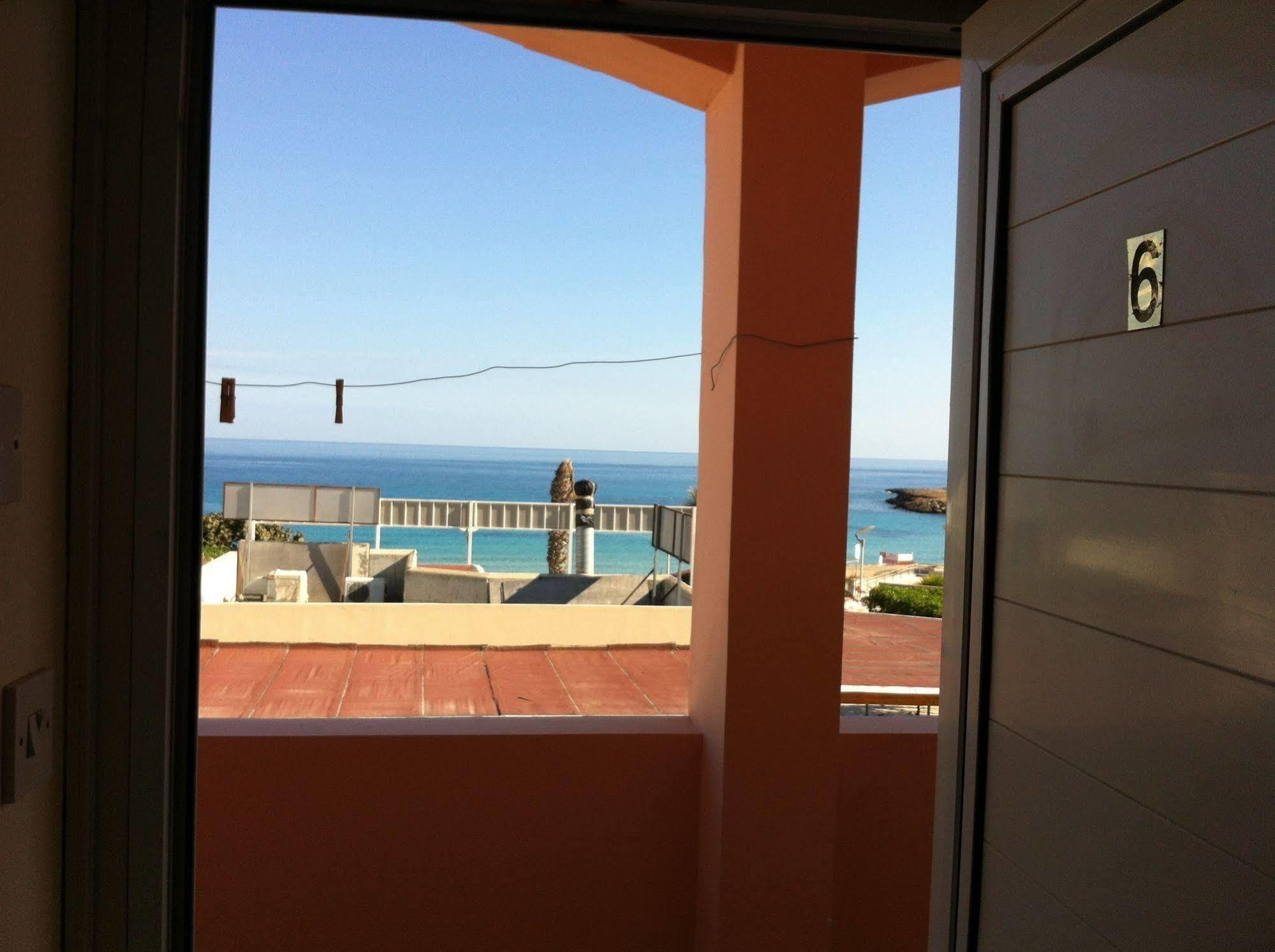 Blue Peter Apartments Protaras Exterior foto